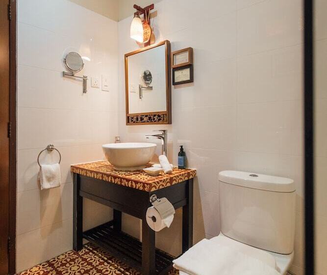 חדר סופריור, Campbell House