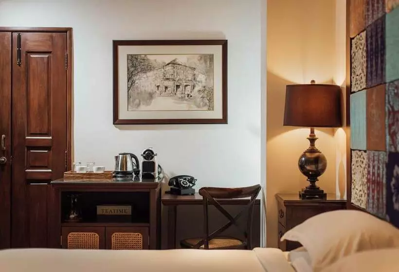デラックスルーム, Campbell House