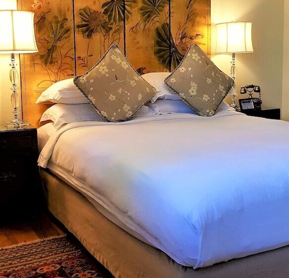 חדר סטנדרט, Campbell House