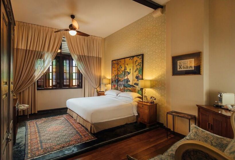 غرفة ديلوكس, Campbell House