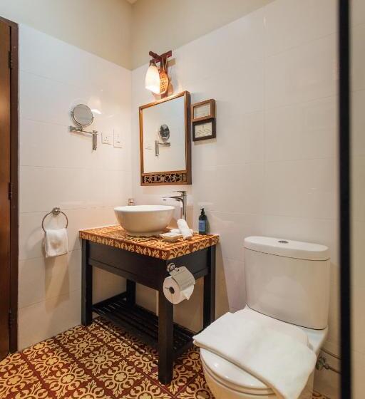 סוויטת דופלקס, Campbell House