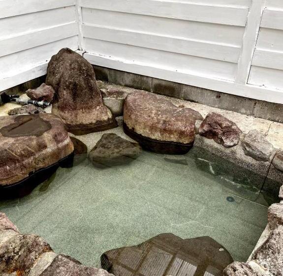 带共用浴室的标准房间, Homey Inn Enya