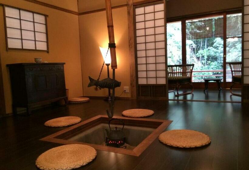 غرفة عائلية, Nanten En