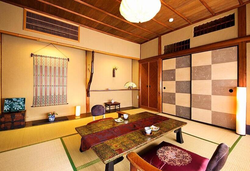 غرفة قياسية حمام مشترك, Nanten En