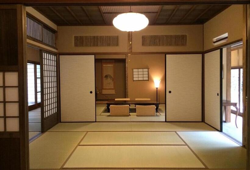 غرفة عائلية, Nanten En