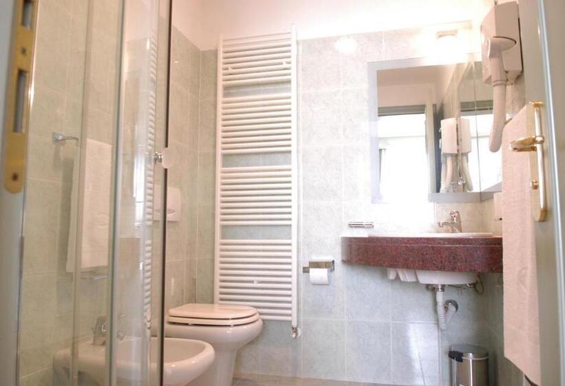 スタンダードルーム, Pilgrim S