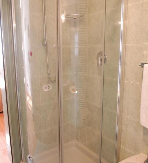 エコノミールーム, Pilgrim S