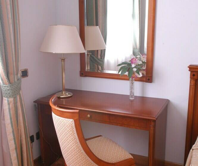 スタンダードルーム, Pilgrim S