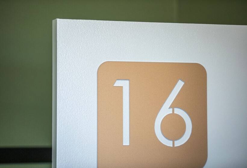 إستوديو قياسى, Nightcap At Pritchards