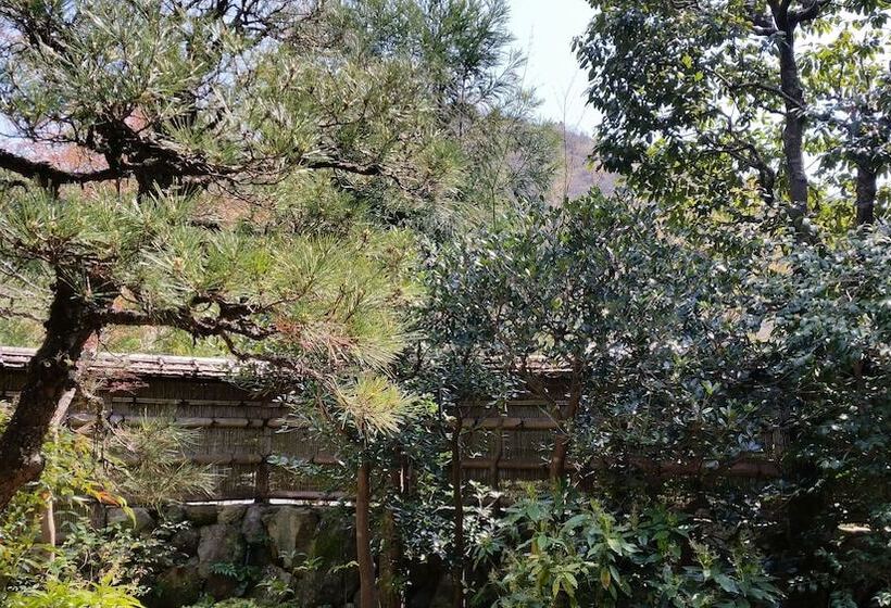 带共用浴室的标准房间, Nanten En