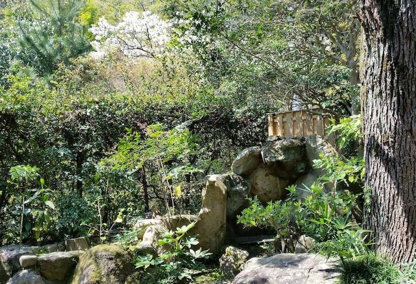 غرفة قياسية حمام مشترك, Nanten En