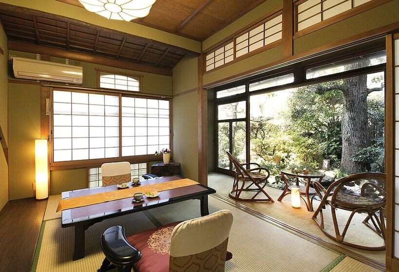 غرفة قياسية حمام مشترك, Nanten En