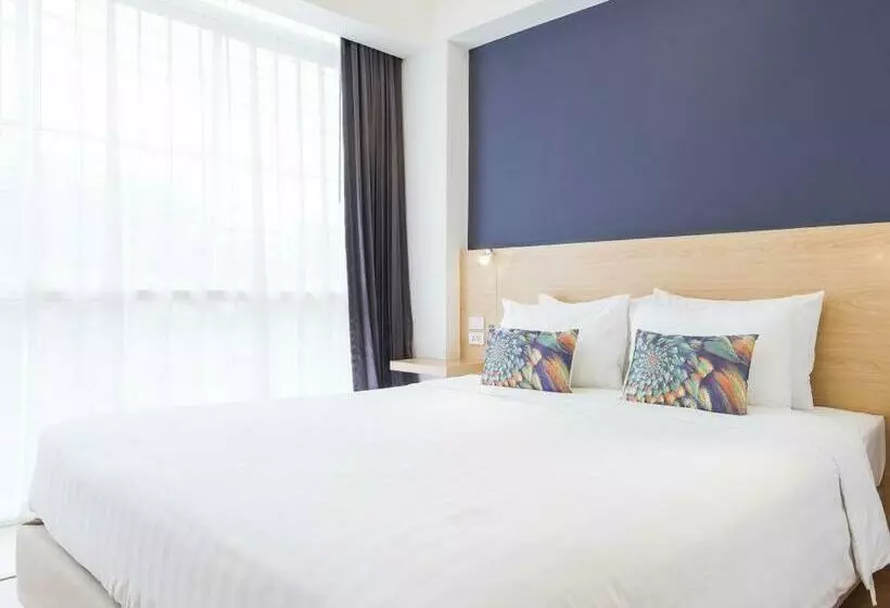Superior Room King Size Bed