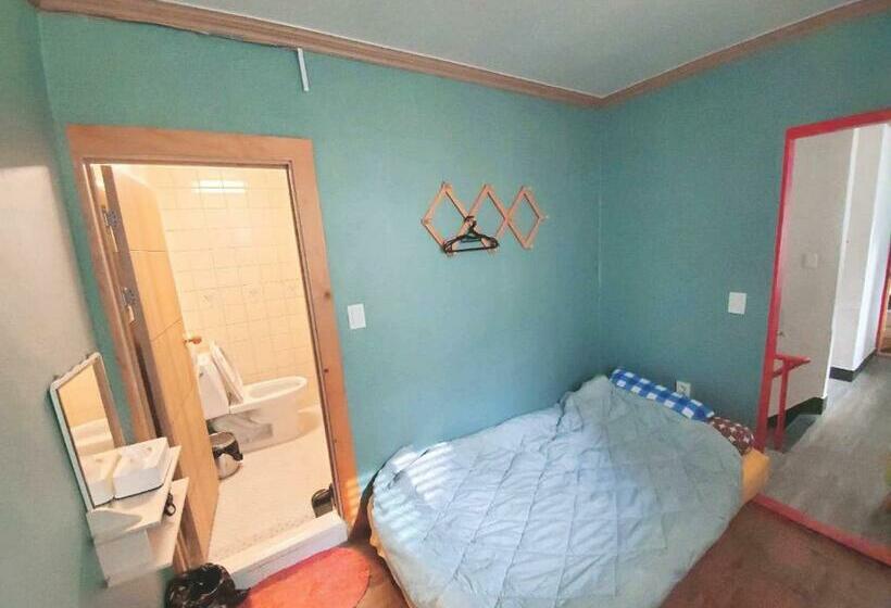 Quarto standart individual, Naru Hostel Korea