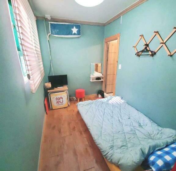 Quarto standart individual, Naru Hostel Korea