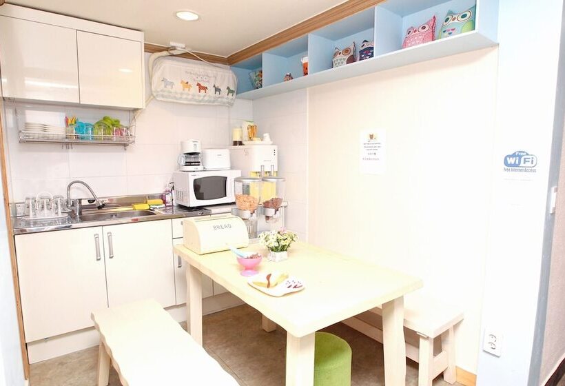 Quarto standart individual, Naru Hostel Korea
