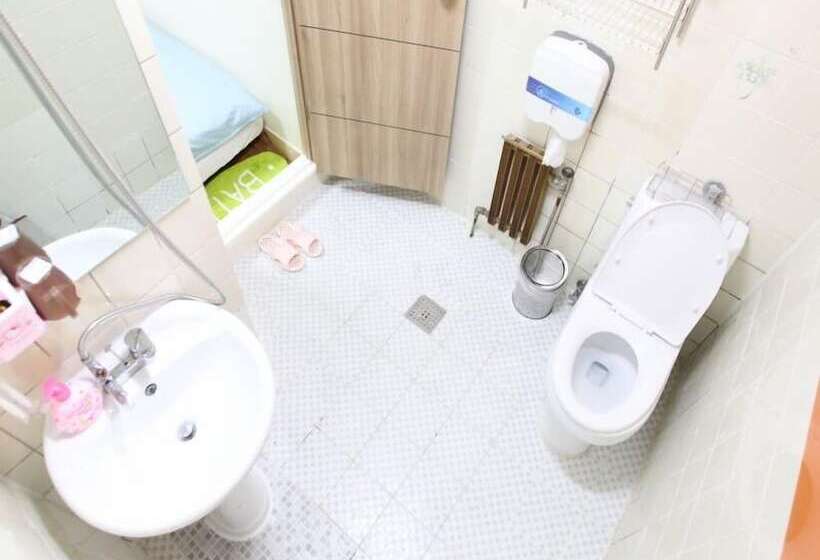 Quarto standart individual, Naru Hostel Korea