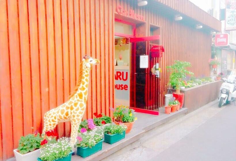 Quarto standart individual, Naru Hostel Korea