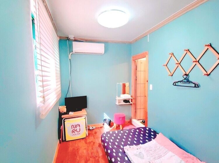 Quarto standart individual, Naru Hostel Korea