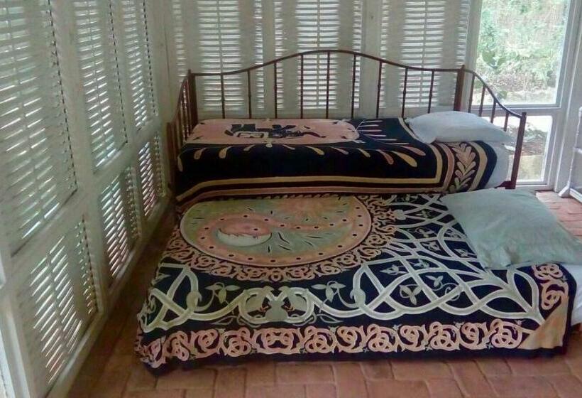 اتاق استاندارد با تخت بزرگ, Tingalaya's Retreat