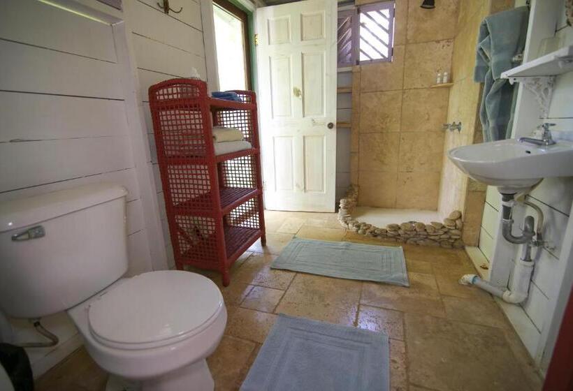 اتاق لوکس با چشمانداز دریا, Tingalaya's Retreat