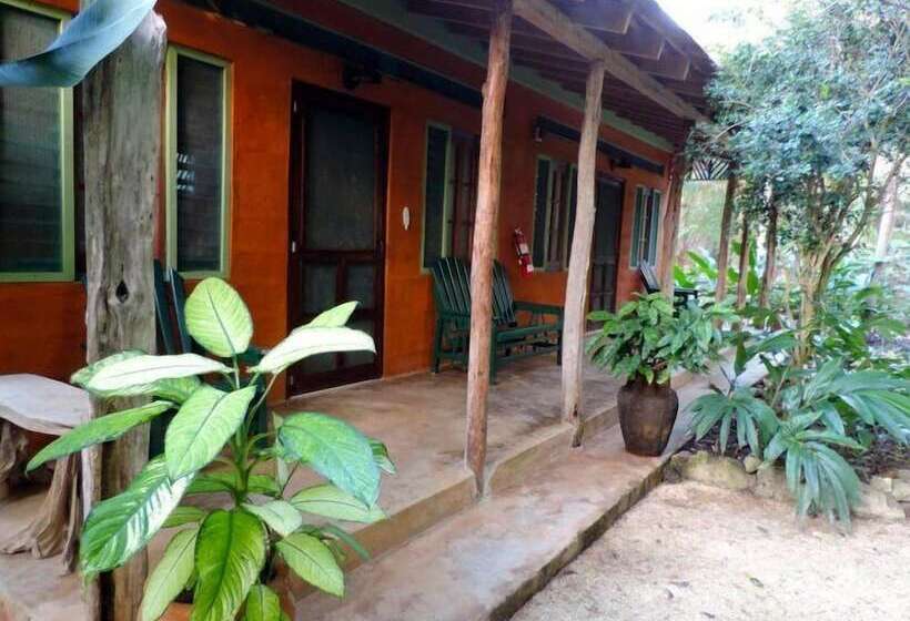 اتاق استاندارد, Tingalaya's Retreat