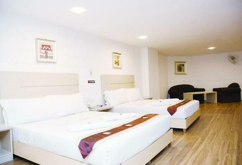 Quarto Familiar, Promenade Service Apartments