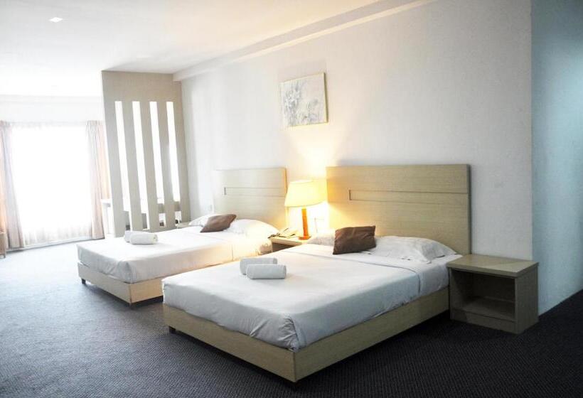 חדר משפחתי, Promenade Service Apartments