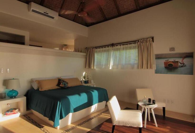 سوییت جونیور, Zoa Hotel Adults Only