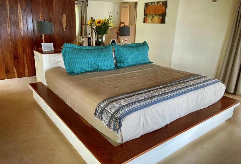 سوئیت با تخت بزرگ, Zoa Hotel Adults Only