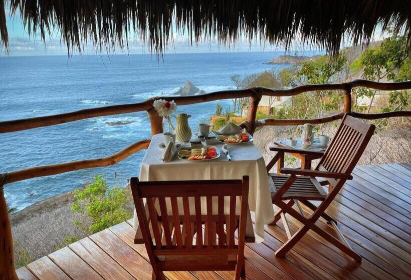 سوئیت با تخت بزرگ, Zoa Hotel Adults Only