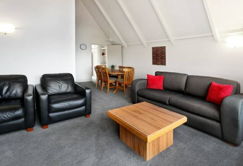 آپارتمان 2 خوابه, Turner Heights Townhouses