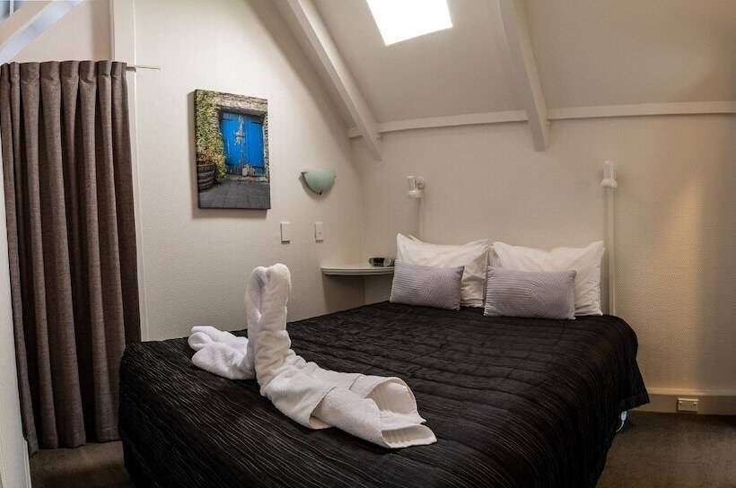 آپارتمان 1 خوابه, Turner Heights Townhouses