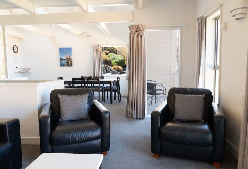 آپارتمان 2 خوابه, Turner Heights Townhouses