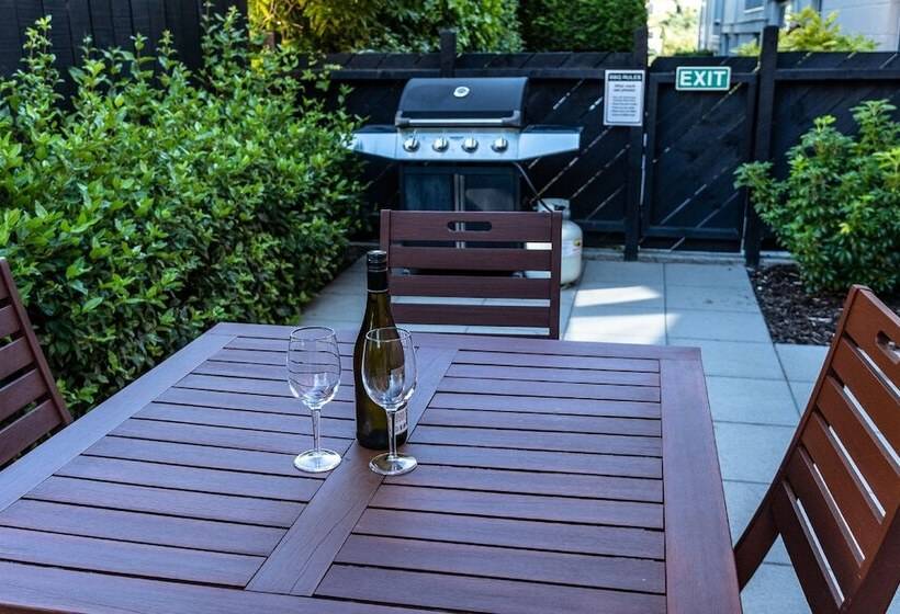 آپارتمان 2 خوابه, Turner Heights Townhouses