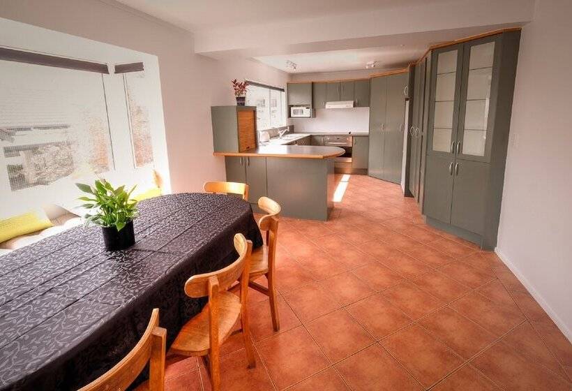 Апартаменты 1 Спальня, Haka House Taupo