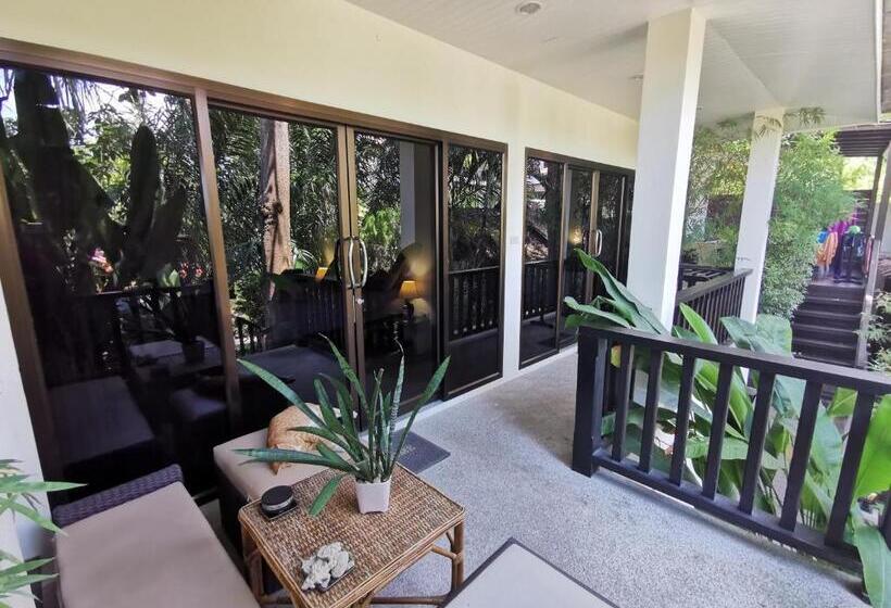 חדר דלוקס, Baan Sukreep Resort