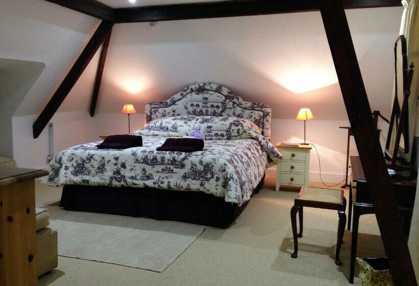 1 Bedroom Penthouse Apartment, Prince Hill House