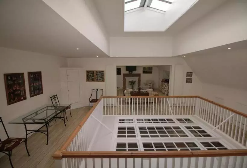 1ベッドルームペントハウスアパート, Prince Hill House