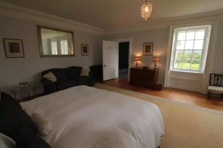 デラックスルーム, Prince Hill House