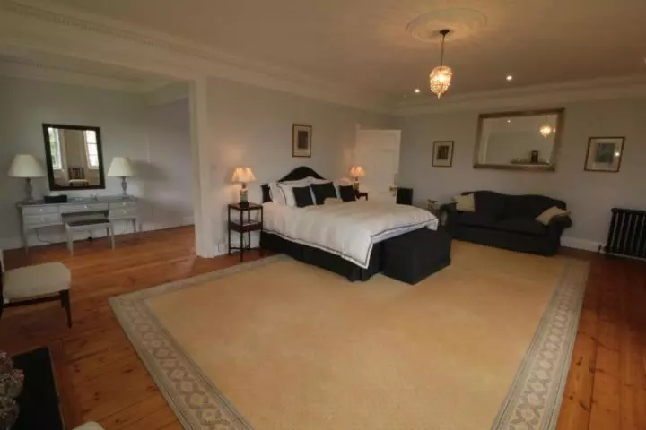 デラックスルーム, Prince Hill House