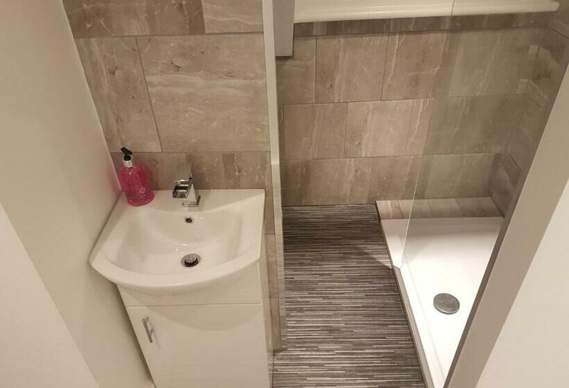 غرفة ديلوكس سرير كينج, The Craigside