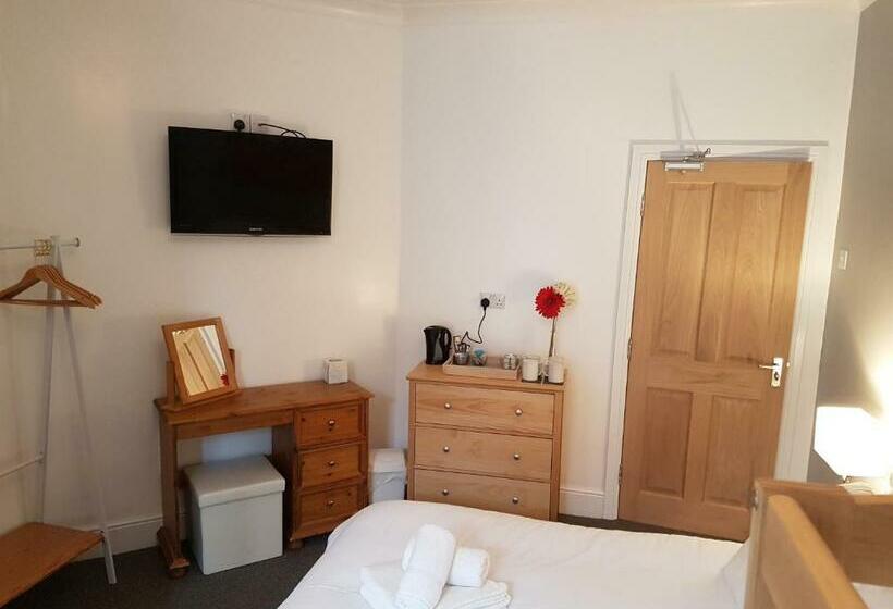 غرفة عائلية, The Craigside