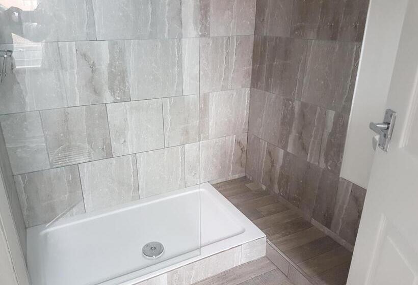 غرفة سوبيريور سرير كينج, The Craigside