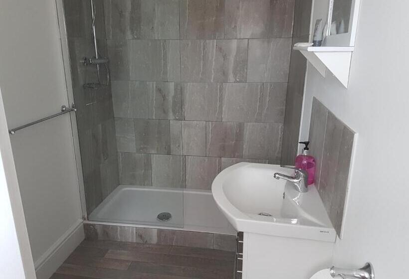 غرفة سوبيريور سرير كينج, The Craigside