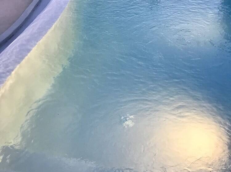 ویلای یک اتاق خوابه با استخر شنا, Christou Estate