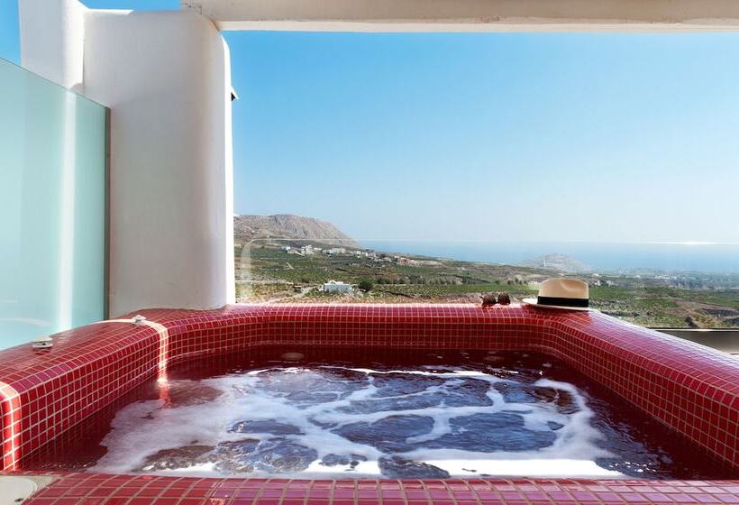 ویلای 3 خوابه با استخر, Christou Estate