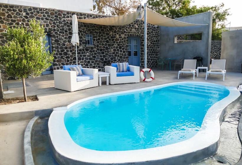 ویلای یک اتاق خوابه با استخر شنا, Christou Estate
