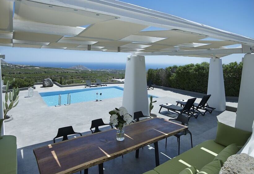 اتاق استاندارد, Christou Estate