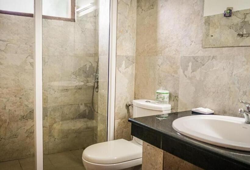 חדר דלוקס עם מרפסת נוף לים, Bay Vista